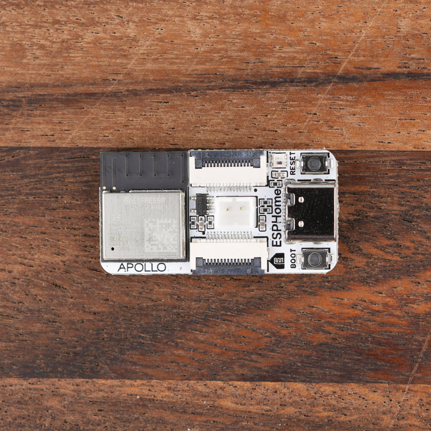 La carte principale du kit ESPHome Starter Kit, équipée du microcontrôleur ESP32-C6.